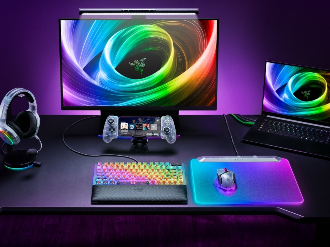 Razer's stunning 'Phantom White' line-up offers see-through retro