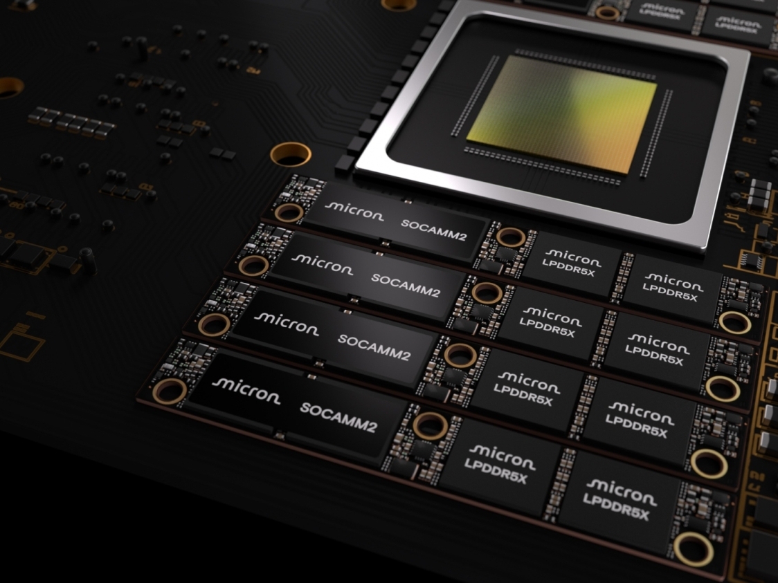 その他 Memory Modules Micron ships world's first 256GB LPDRAM SOCAMM2 memory module