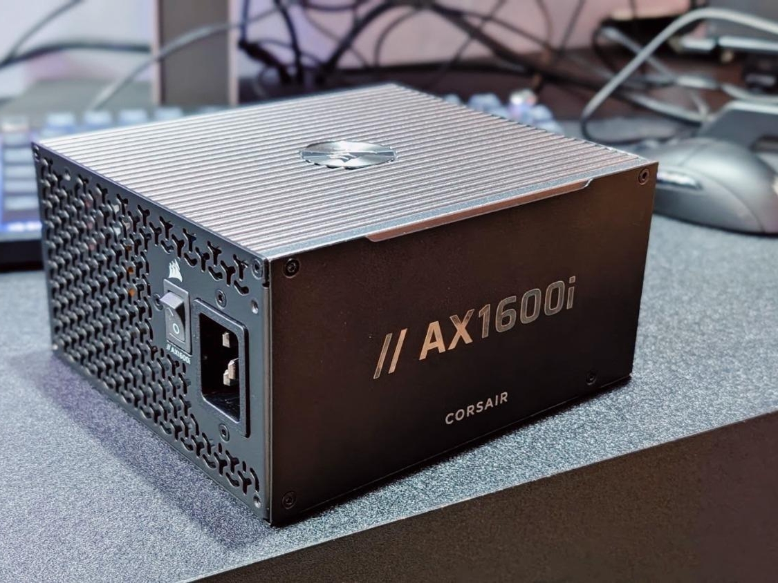 Corsair's AX1600i SHIFT plans on being the ultimate flagship PSU