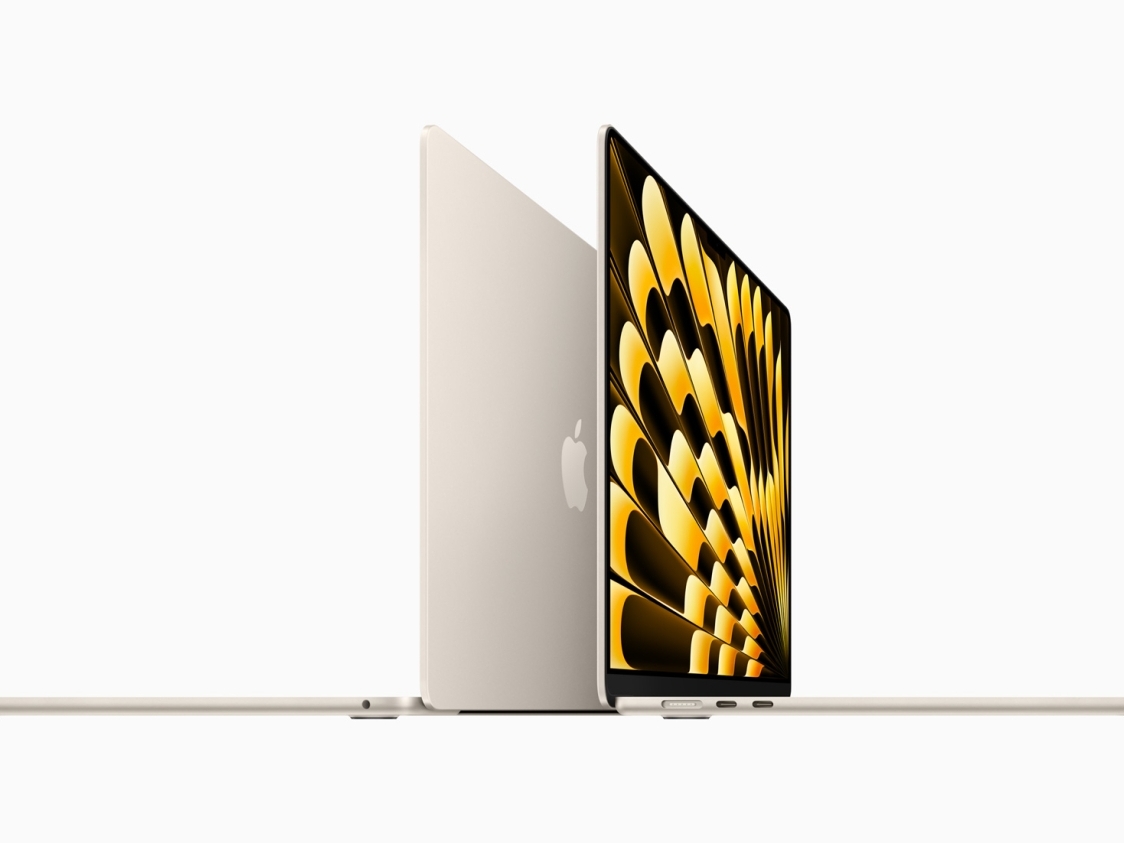 https://static.tweaktown.com/news/4x3/95860_apples-m3-macbook-airs-could-arrive-before-april-and-one-is-already-in-production.jpg