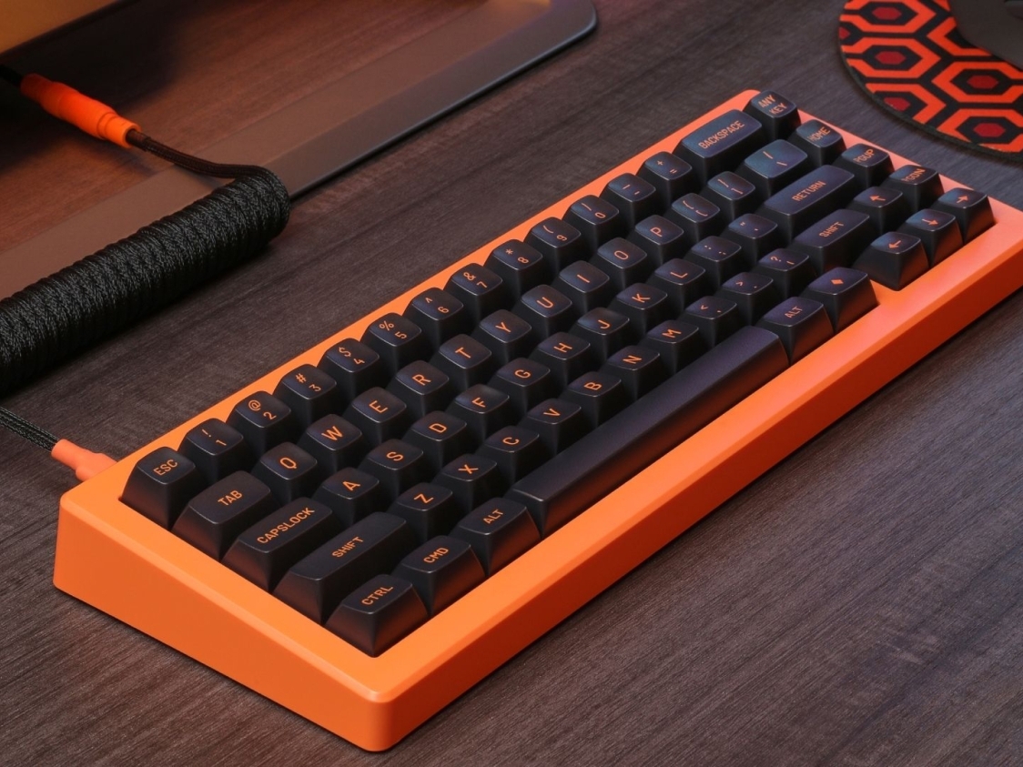 DROP CSTM65 mechanical keyboard features a magnetic decorative top