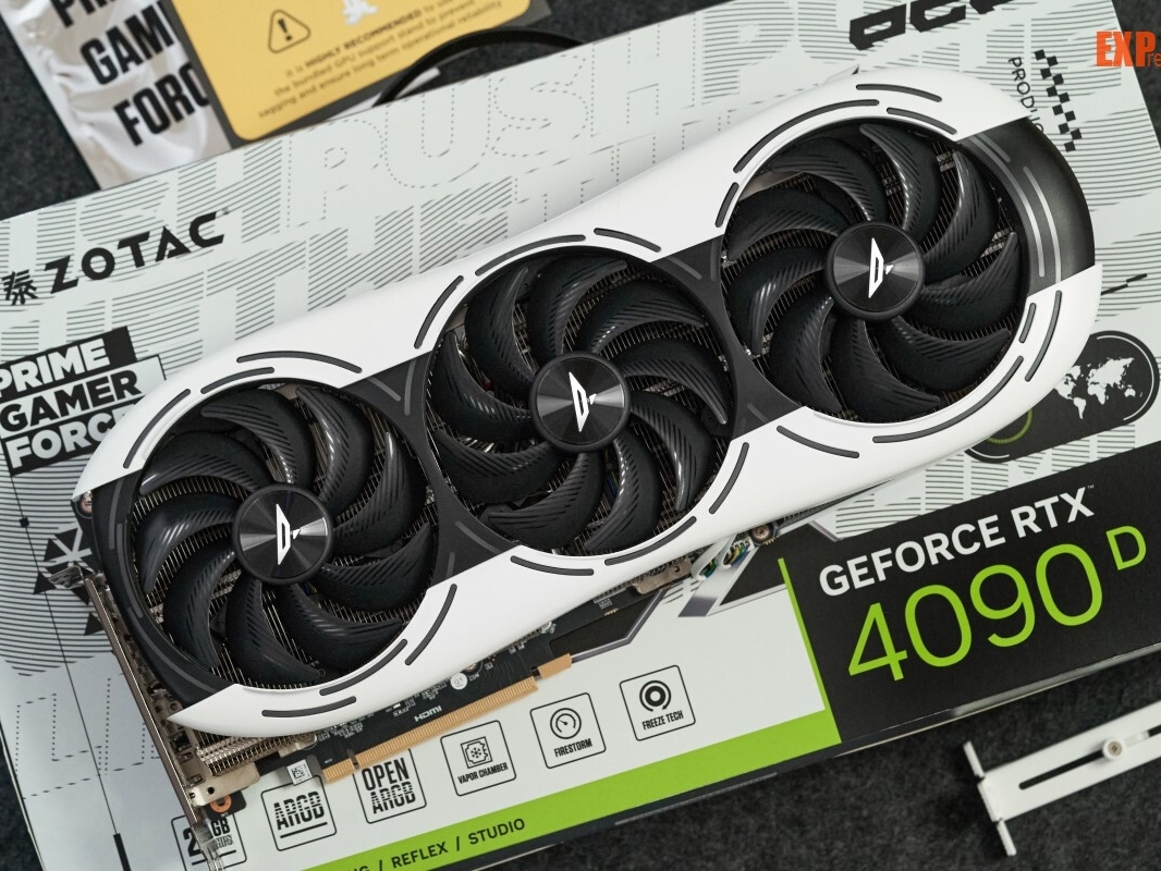 ZOTAC's 38cm long RTX 4090D PGF tested: currently the largest desktop GPU  on the market 