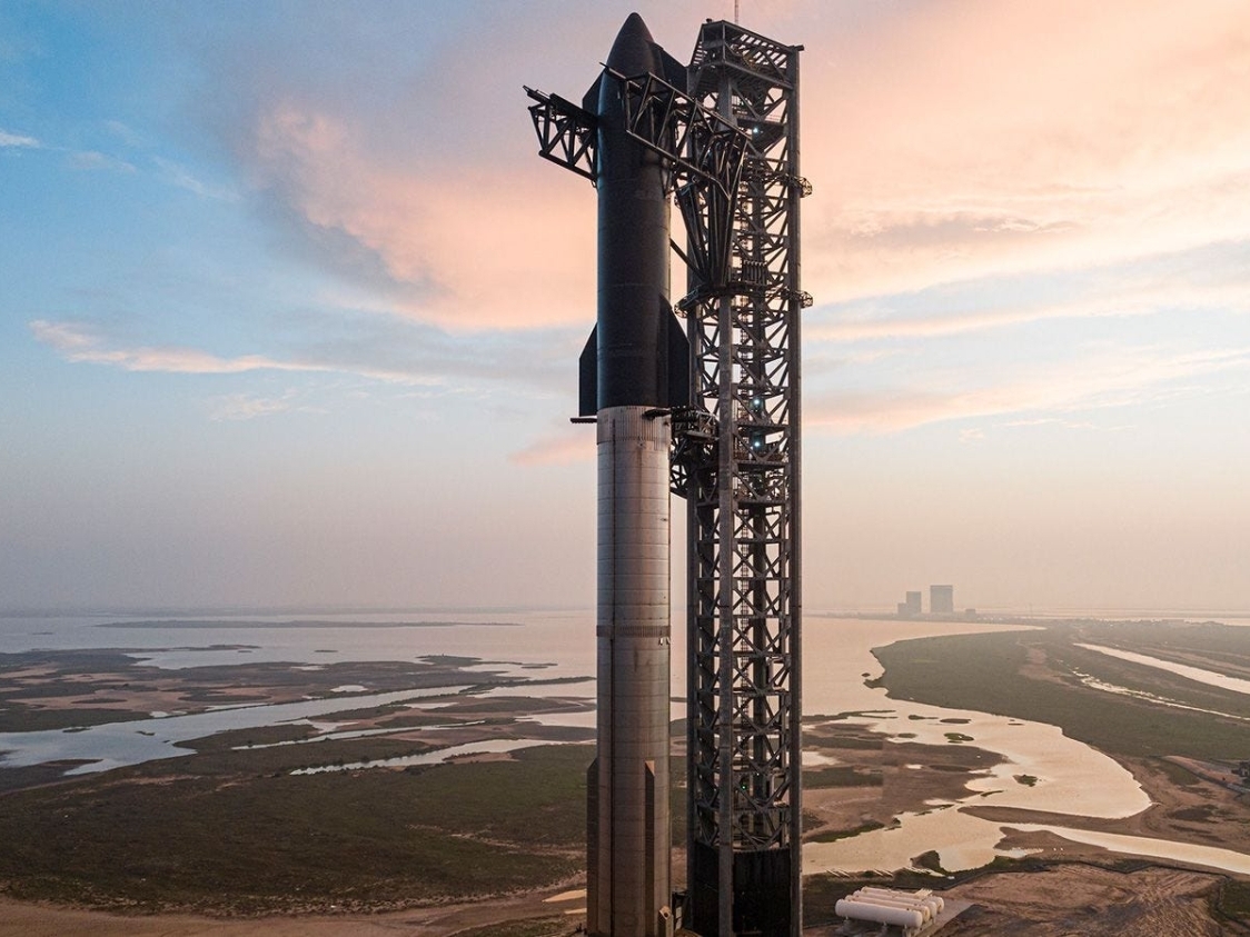 98521_spacex-selects-date-for-