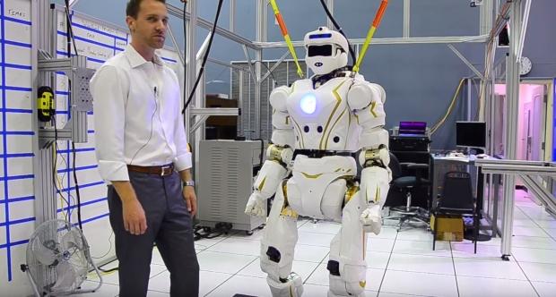 NASA gives MIT a humanoid robot to develop software for future space  missions, MIT News