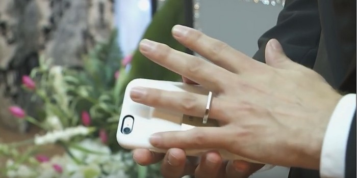 Open enlarged image Man marries his iPhone in Las Vegas, we're not joking... | TweakTown.com