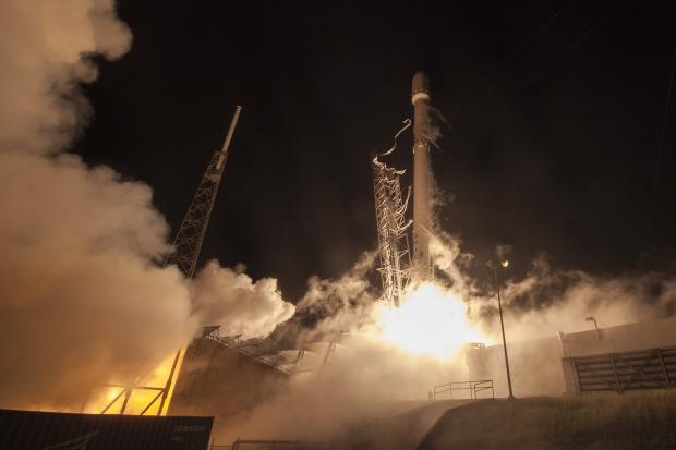Open enlarged image SpaceX plans first launch since September's explosion | TweakTown.com