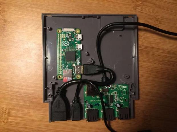 Open Gallery How to make a retro arcade out of a NES cartridge 31