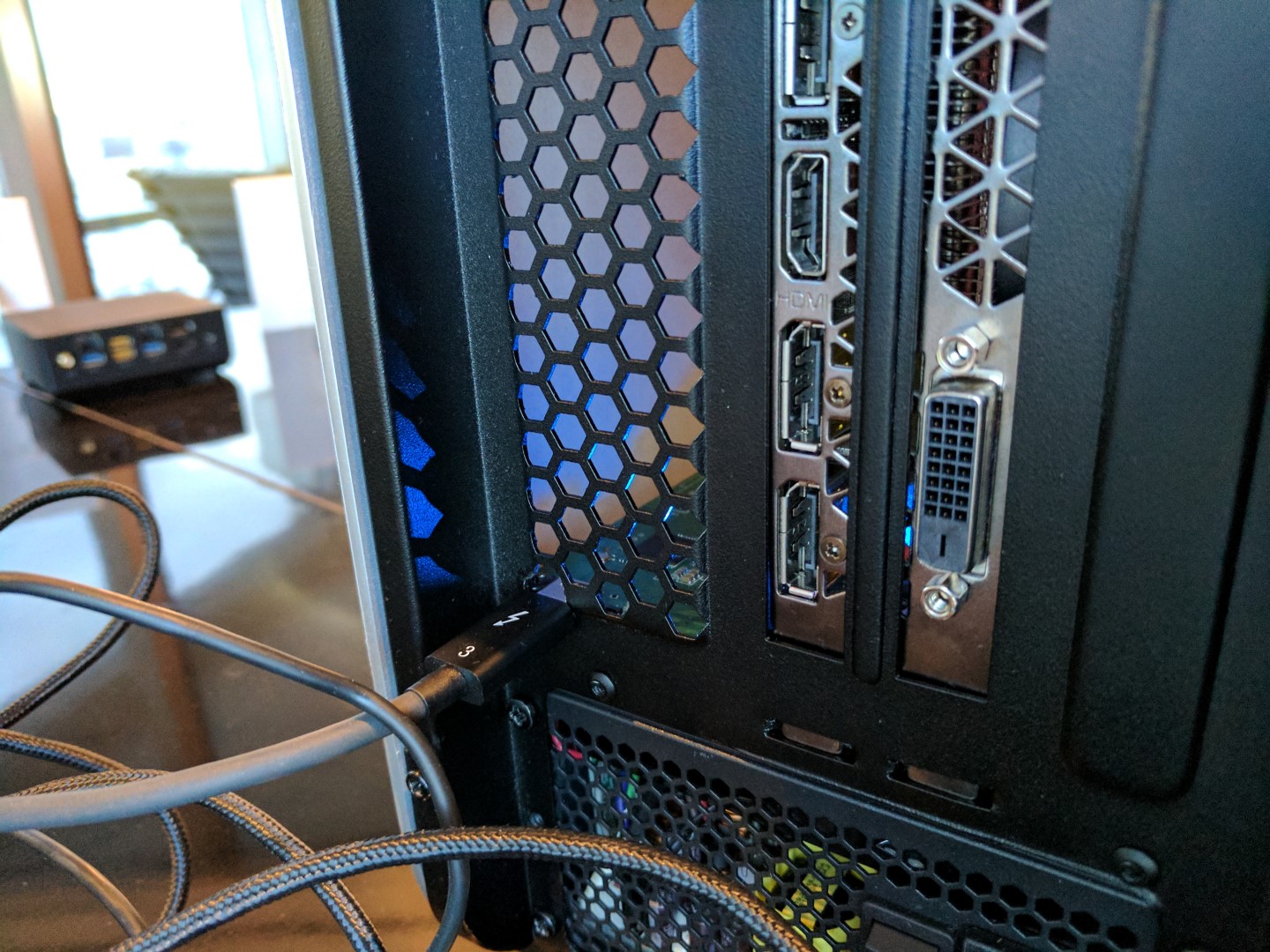 Open enlarged image ZOTAC's new external graphics dock is nearly here 03
