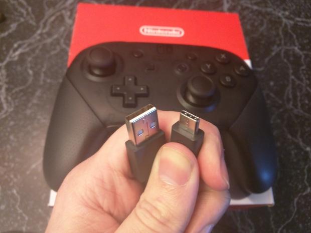 Switch Pro controller recharges via USB  Type-A