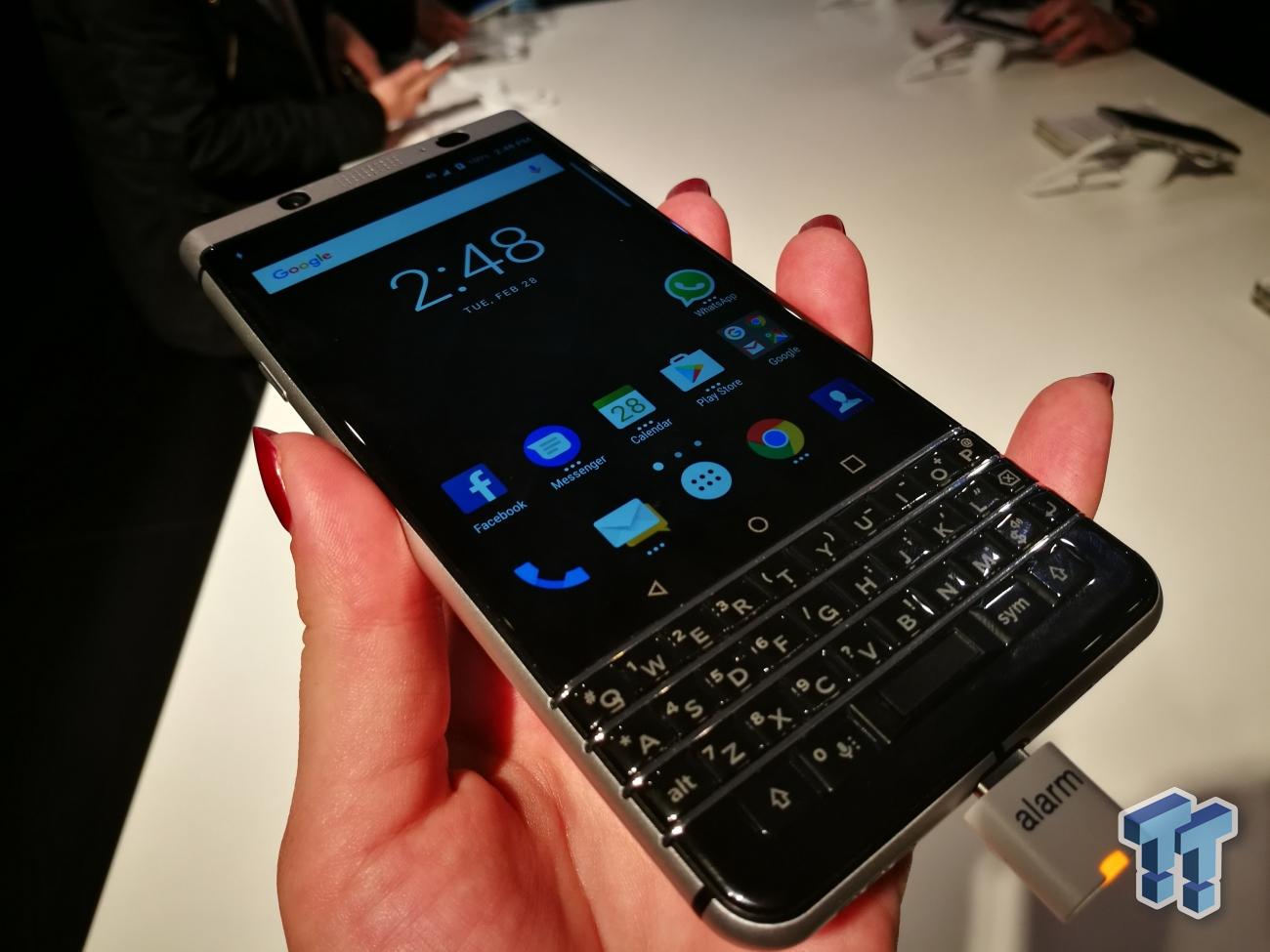 BlackBerry KEYone with physical keyboard is delayed