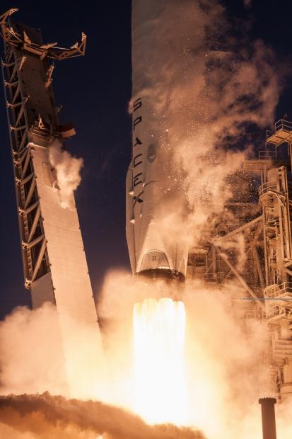 Check out SpaceX's latest launch photos and footage 03