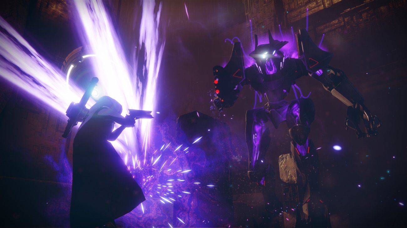 Bungie Is Nerfing Destiny 2's Best Guns, And Players Aren't