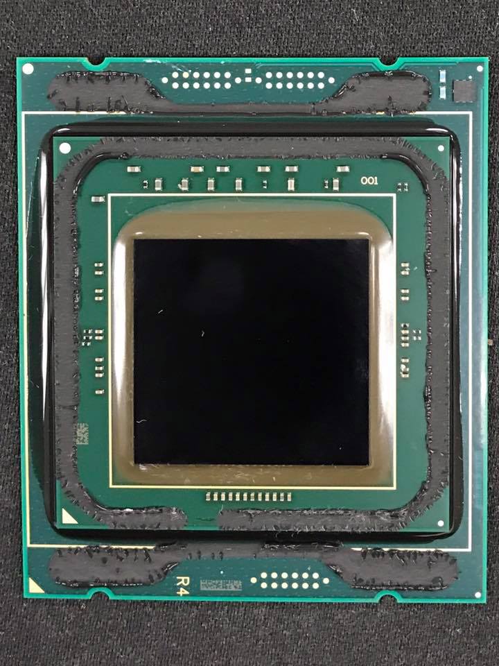Open enlarged image Intel's new Core i9-7920X delidded, looks like a BEAST