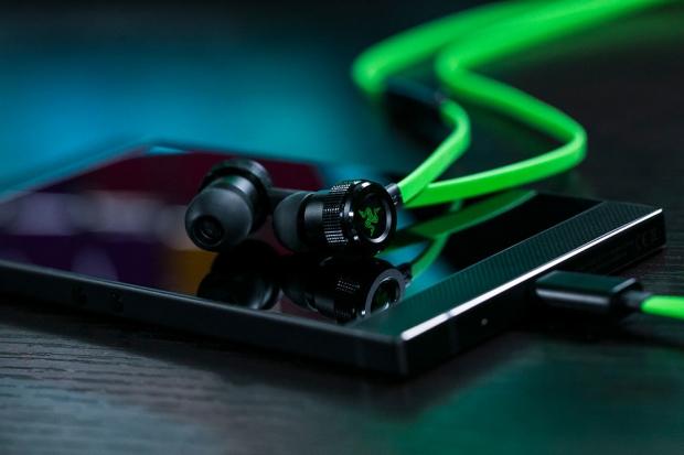 Open enlarged image Razer release two new headsets to the Hammerhead range