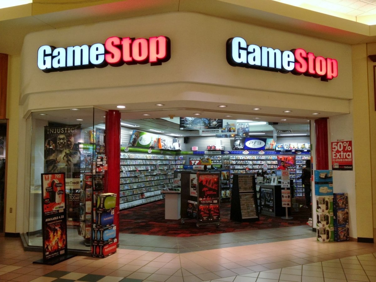 Nintendo Switch drives Gamestop hardware sales