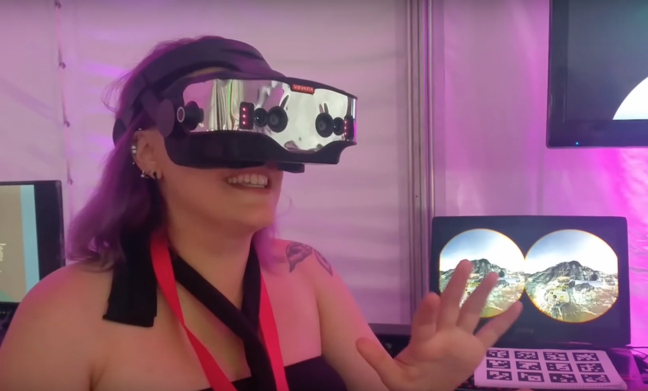 Apple buys VR/AR startup VRvana for $30 million - Vimarsana News