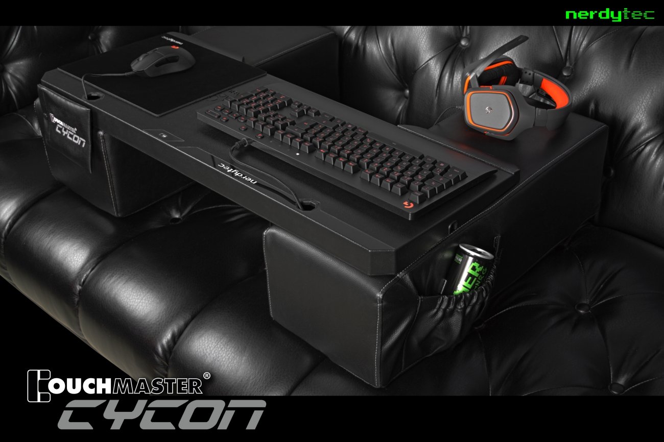 Boost Hula hop væv GIVEAWAY: nerdytec Couchmaster CYCON with Logitech goodies