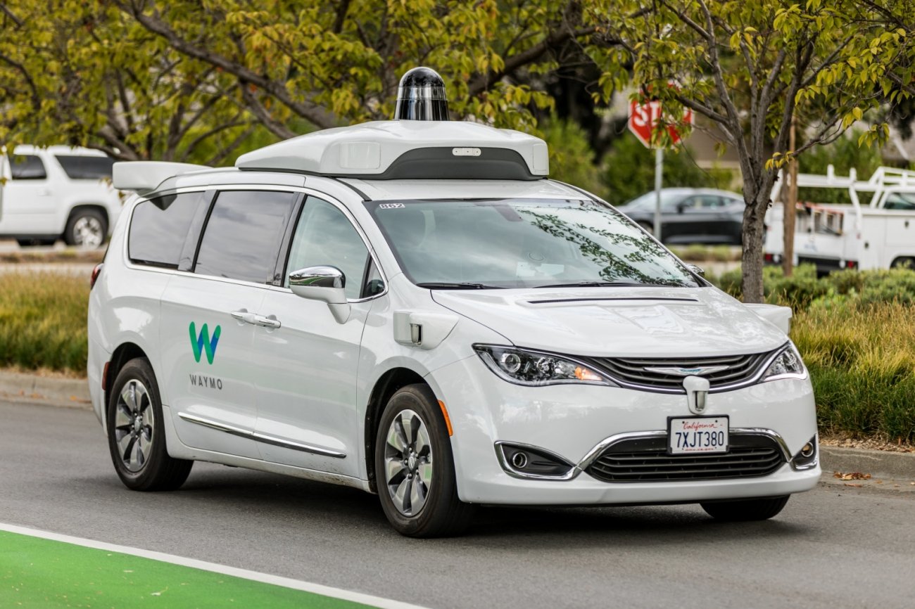 Waymo autonomous car reaches 4 million miles in 6 months