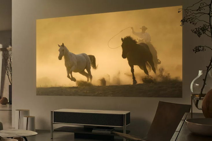 Sony's new 4K projector blasts 120-inch screen, costs $30K | TweakTown