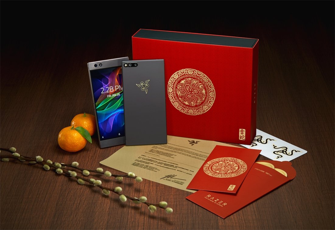 Razer Phone 2018 Gold Edition ジャンク品 2018 Gold Edition Razer Phone: limited edition costs $699