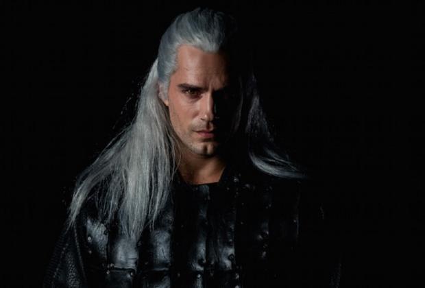 Open enlarged image Witcher TV show reveals Henry Cavill in full Geralt costume | TweakTown.com