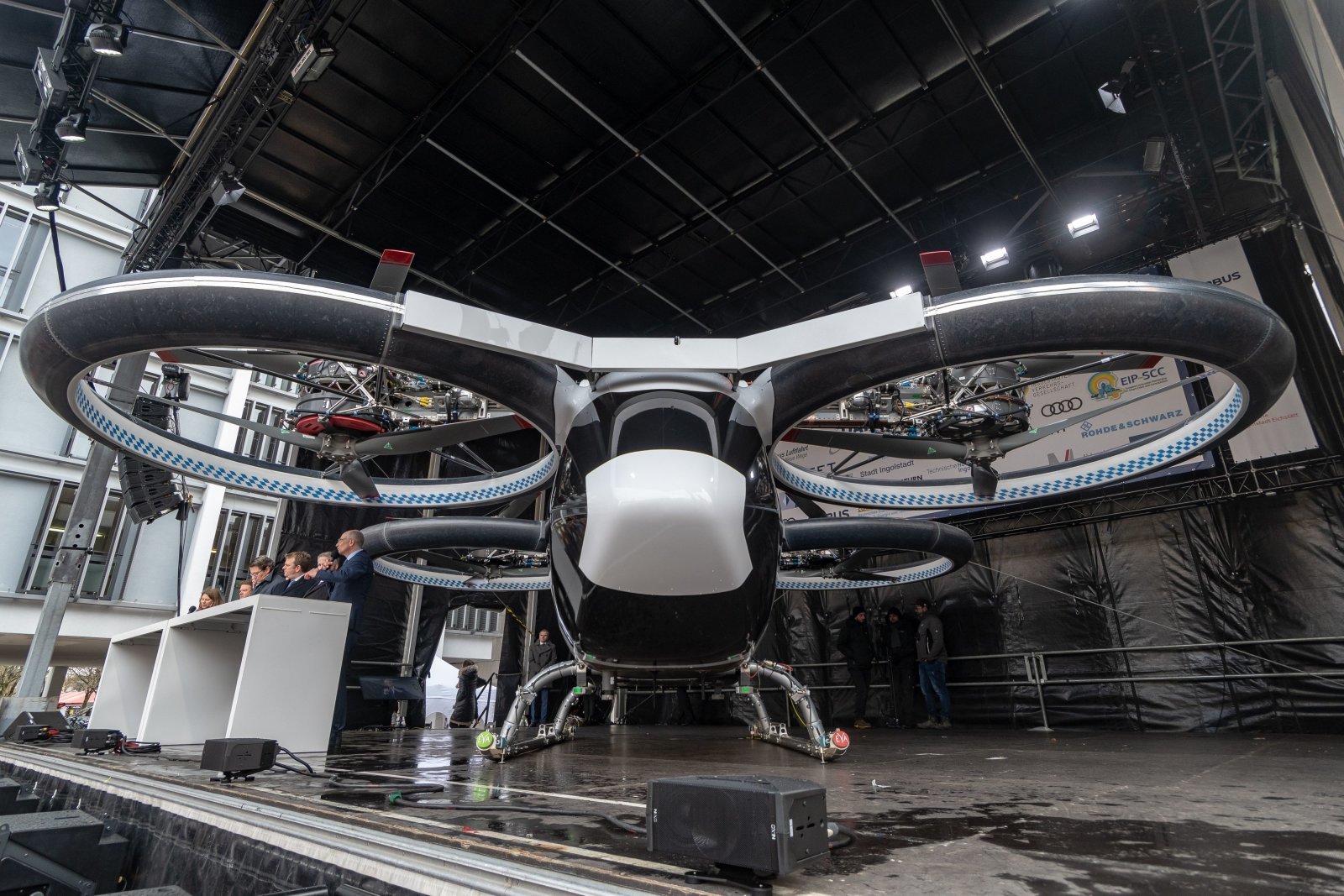 Open enlarged image Paris wants flying taxis ready for 2024 Paris Olympics 08