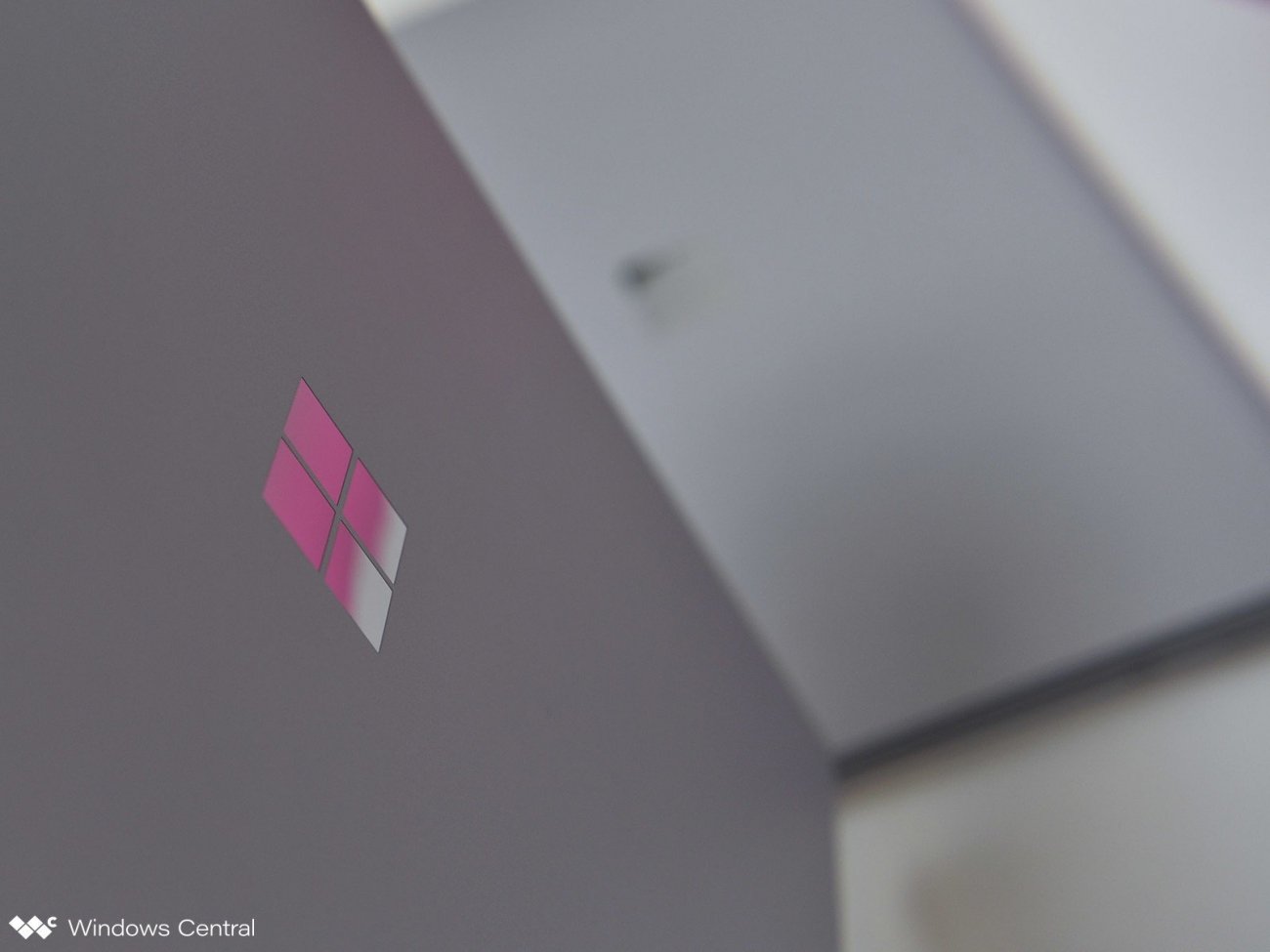 Microsoft foldable Surface PC will run Android apps in 2020