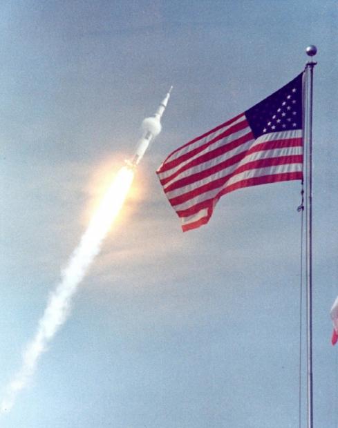 Interactive website plays 50yr Apollo 11 launch in real-time