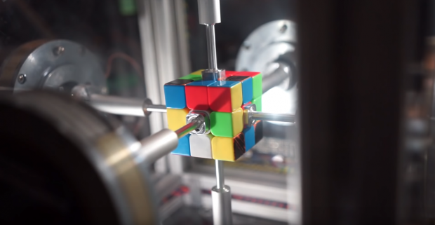 Human-based AI solves Rubik's Cube in 28 moves, 1.2 seconds