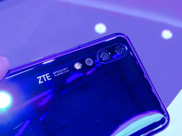 ZTE Nubia Z20: flexi-display tech, 8K video recording | TweakTown.com