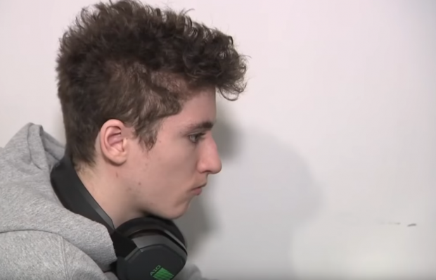 UK gamer seizures online, US teammate saves him with 5,000 mile call