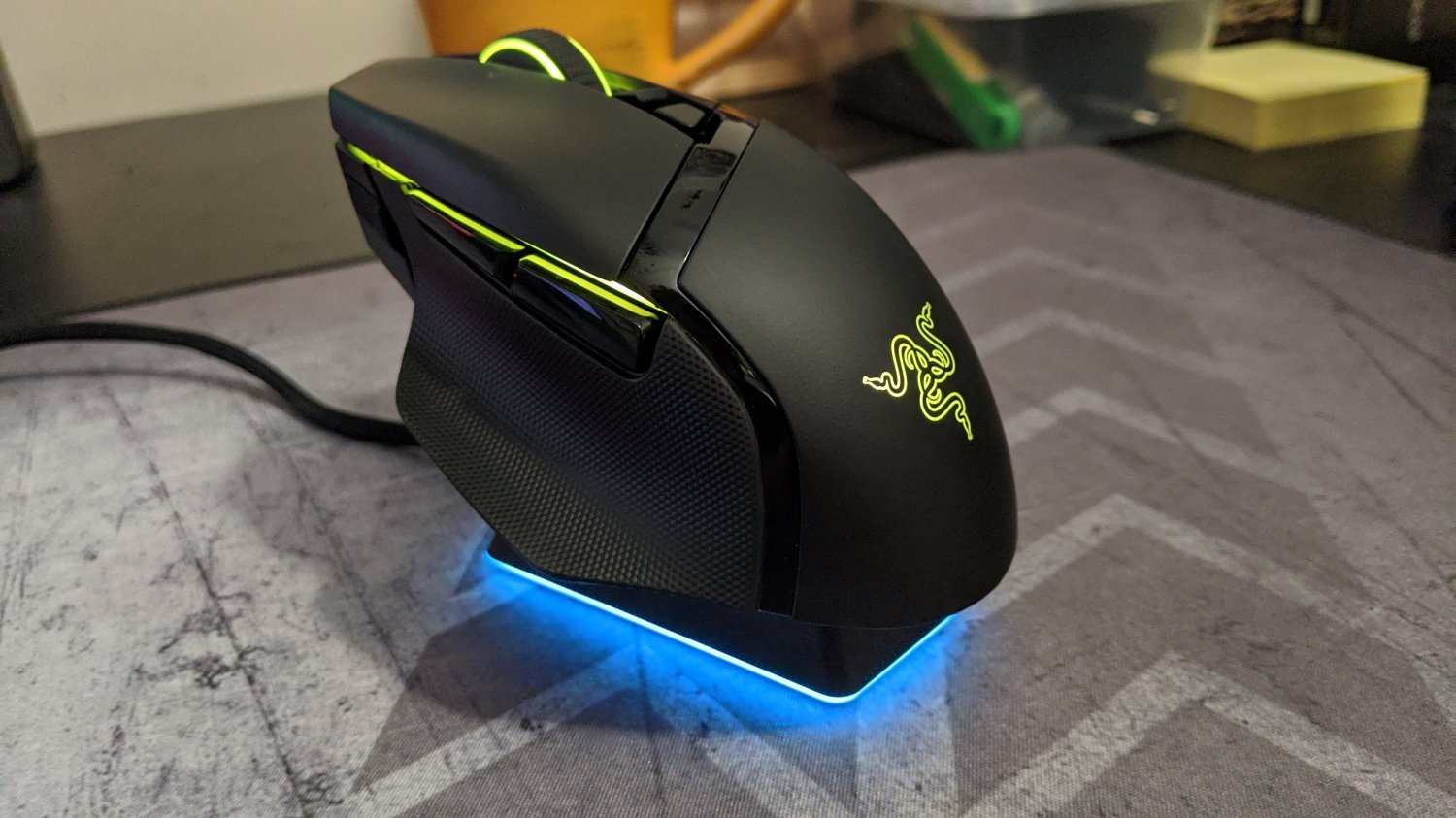 how to change color of razer mouse
