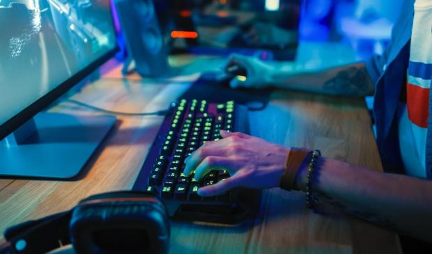Steam hits new all-time record for concurrent players on its platform