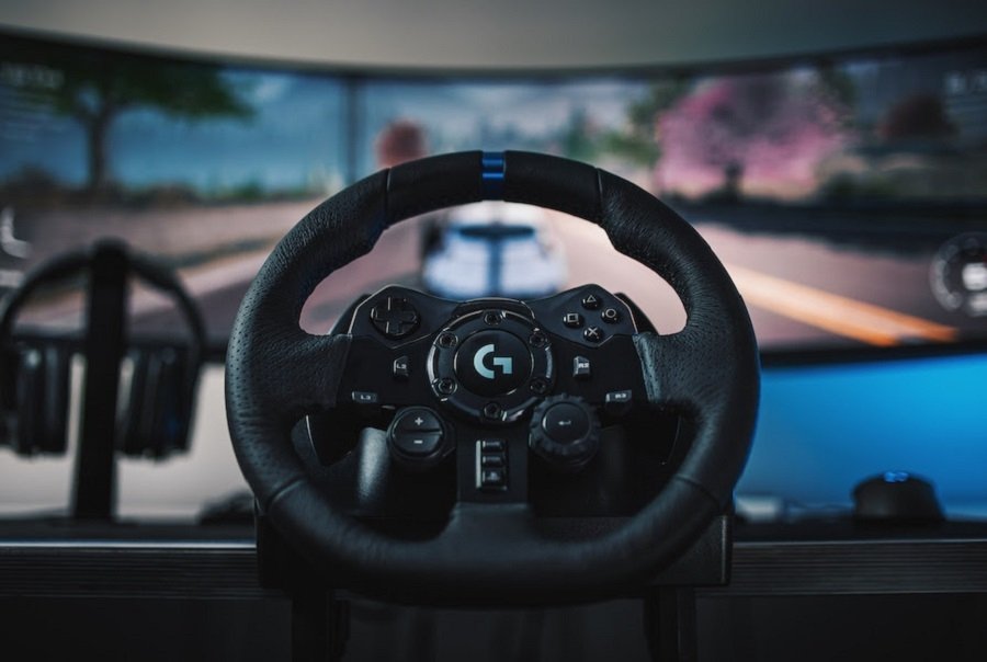 PS5 - Volante Racing Wheel Apex PS5 + Gran Turismo 7