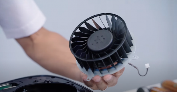 PlayStation 5 has 120mm double-sided air intake cooling fan