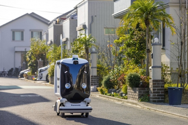Panasonic is testing delivery robots in Japan, could be the future 01