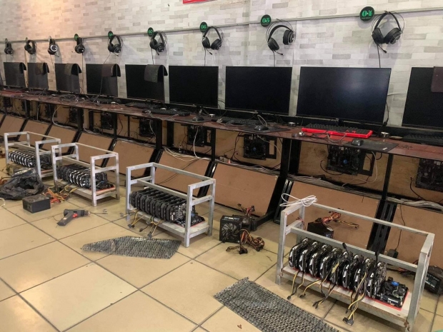 Internet cafes turn to crypto mining, saying 'profits are higher' 03 | TweakTown.com