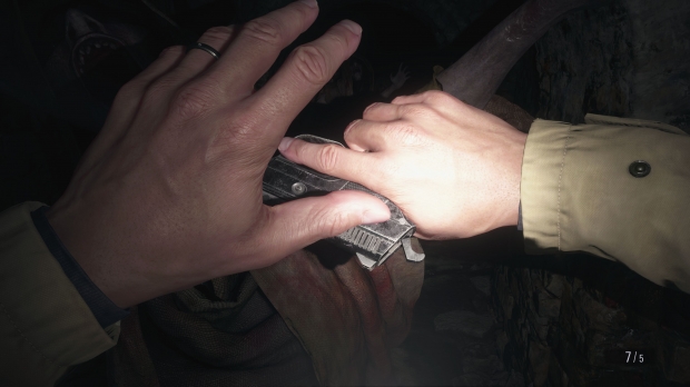 Resident Evil 8 will let players build walls to defend themselves 24