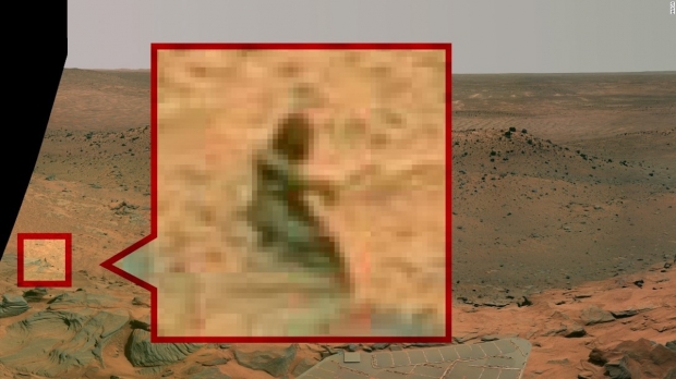 Imágenes extrañas de Marte que muestran signos de vida, ¿o nos llega Internet?  10 |  TweakTown.com