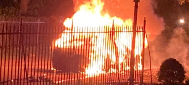 Open enlarged image Tesla's new Model S Plaid rolls down US streets on fire, then explodes