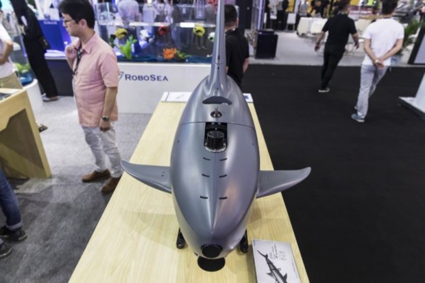 China's new 'ROBO SHARK' underwater drone will hunt US Navy submarines 08