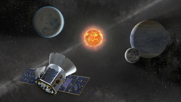 Open enlarged image Astronomers detect unprecedented collection of pulsating red giants