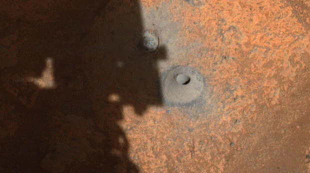 New Mars rover's first sample vanished, but NASA thinks it knows why 01