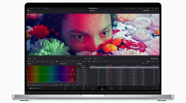 Open enlarged image Apple's new M1 Max: laptop SoC plays more 8K streams than 28-core CPU
