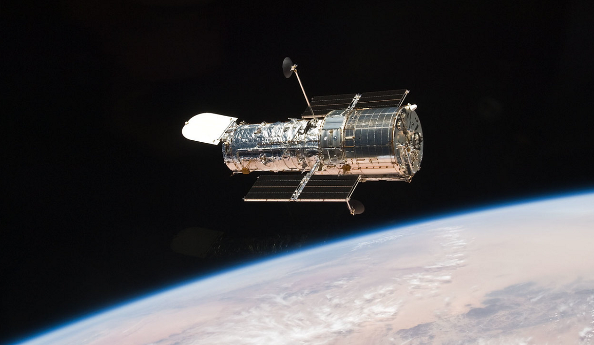Hubble Space Telescope enters safe mode, NASA is investigating why - Vimarsana News