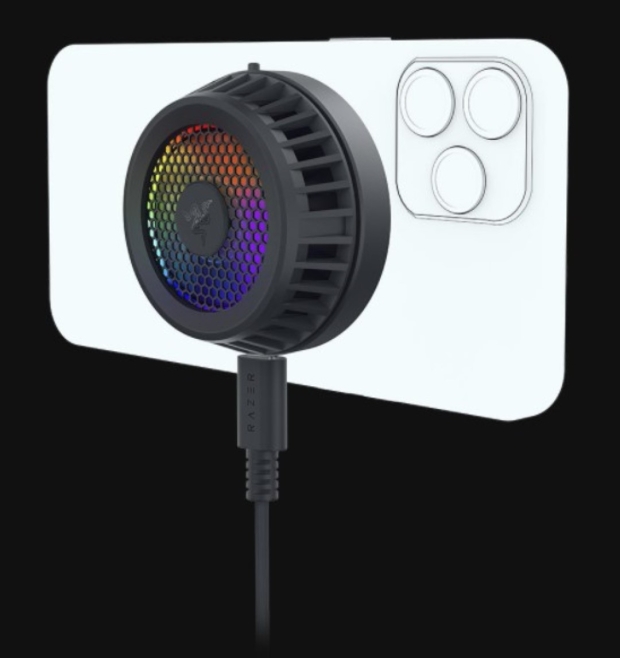 Razer unveils MagSafe-ready RGB cooling fan for your iPhone 02