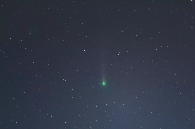 Phenomenal images taken of 2021's best comet that's passing Earth now 02 | TweakTown.com