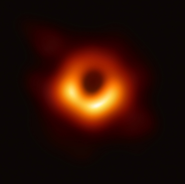 Se ha detectado un agujero negro supermasivo que explota en un chorro similar al ADN 02 |  TweakTown.com
