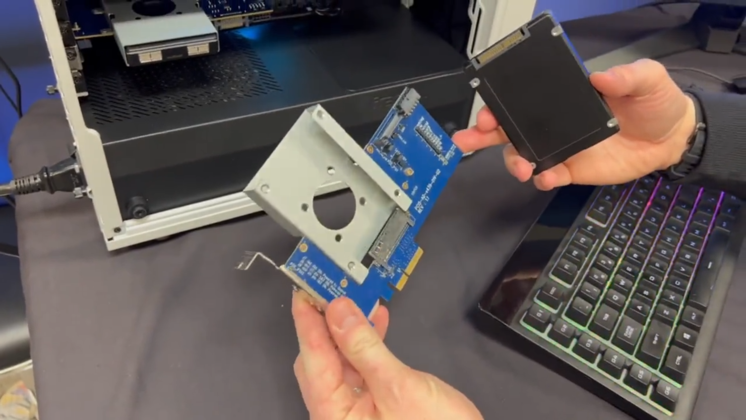 Samsung PM1743 PCIe Gen5 SSD First Take Review 