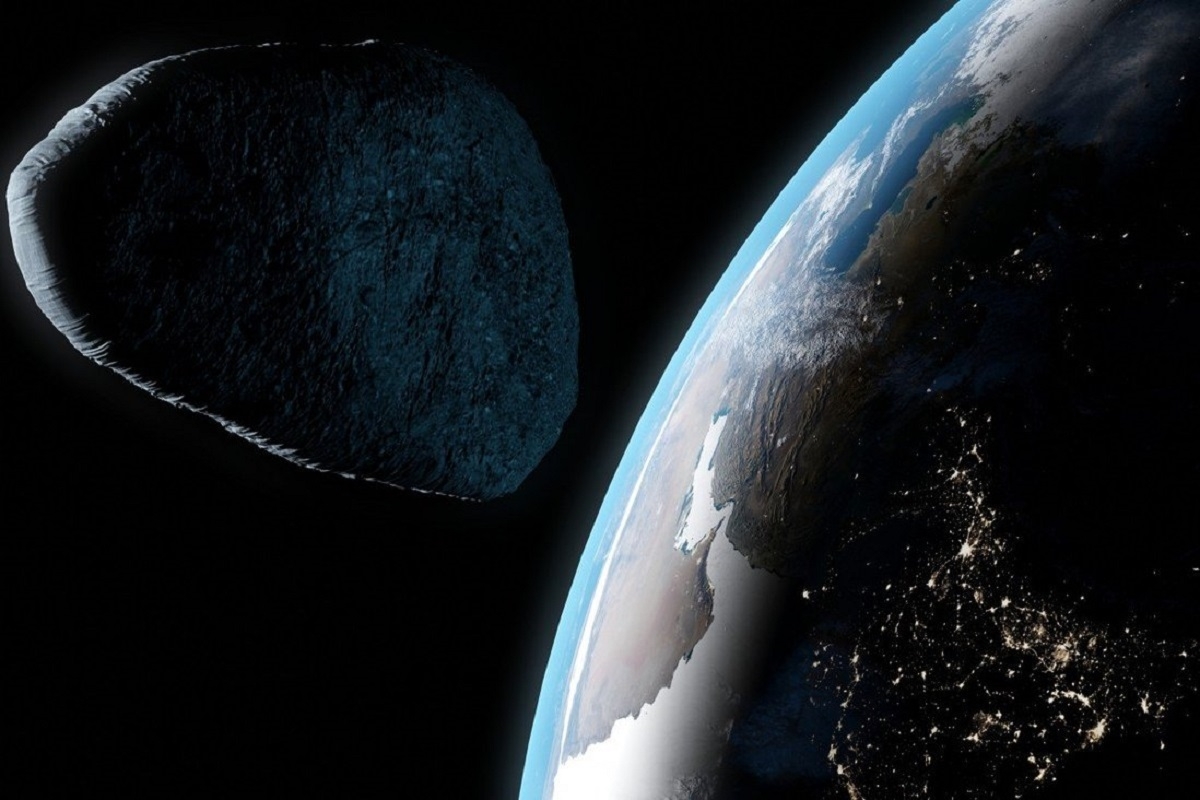 meteorite approaching earth